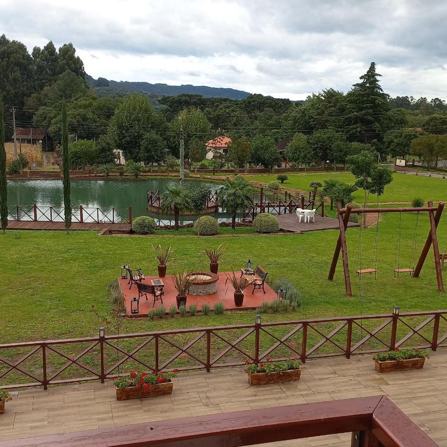 Palast Haus Pousada Gramado Exterior photo